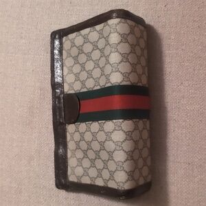 Gucci ophidia clutch